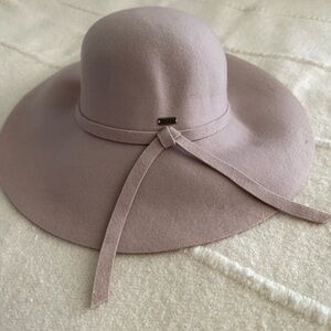 Roxy | Soft Pink Wide-Brim Hat